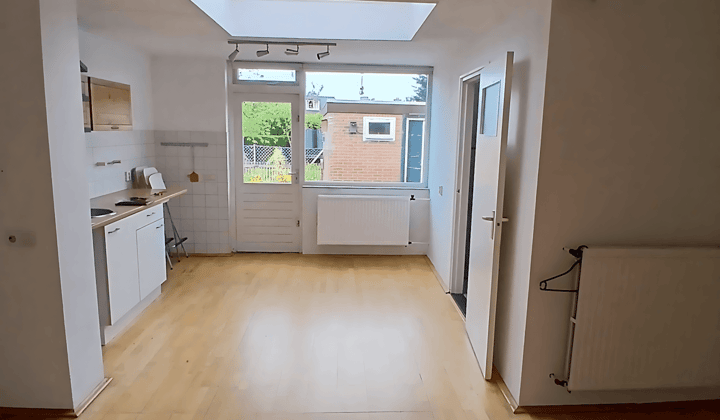 Appartement · 79 m² · €205,-