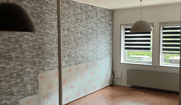 Huis · 100 m² · €515,-