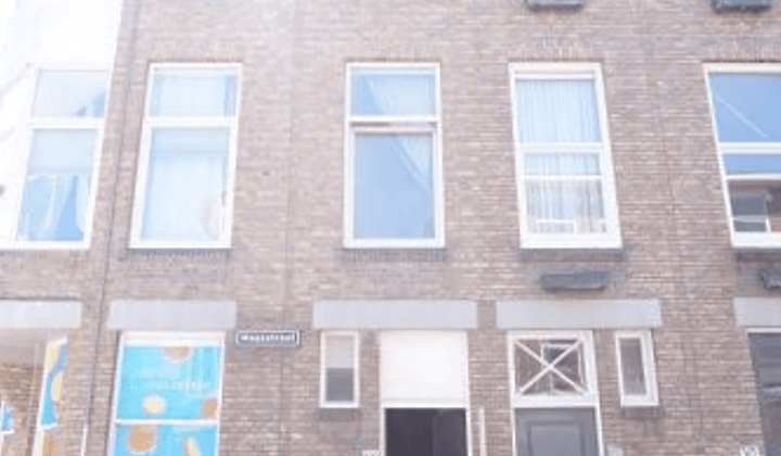 Studio · 33 m² · €840,-