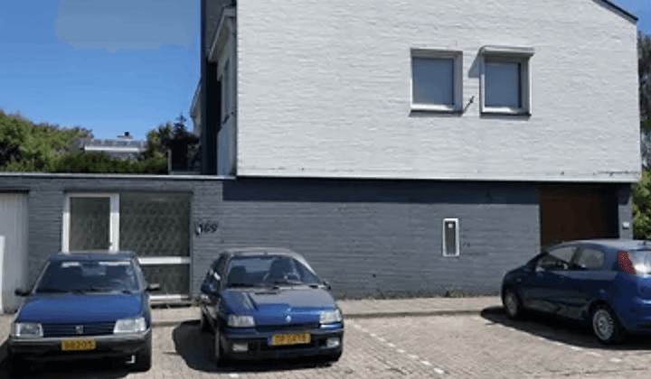 Huis · 117 m² · €2214,-