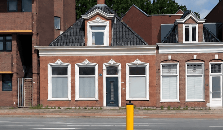 Huis · 132 m² · €2490,-
