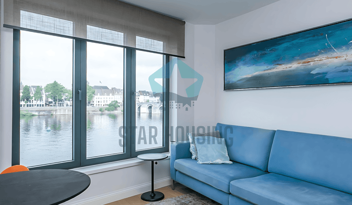 Huis · 122 m² · €3300,-