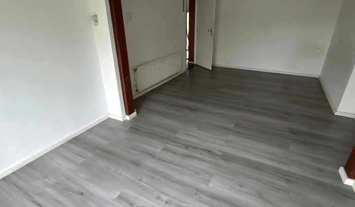 Studio · 28 m² · €700,-