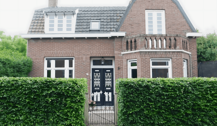 Huis · 165 m² · €2450,-