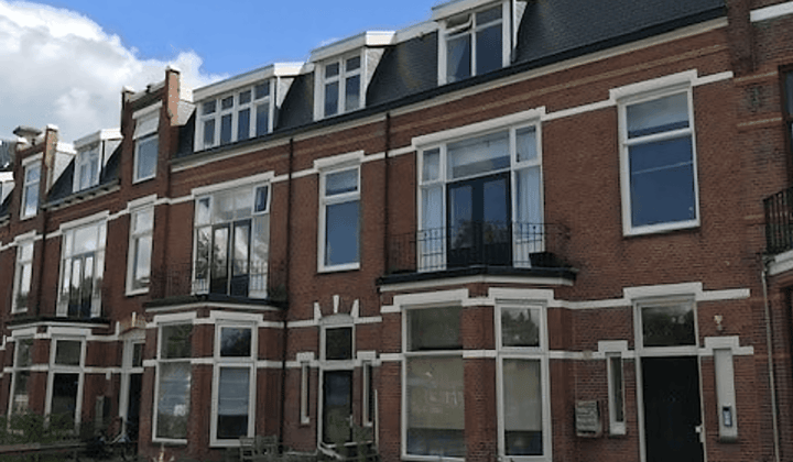 Appartement · 37 m² · €891,-