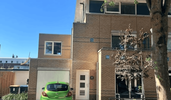 Huis · 190 m² · €2742,-