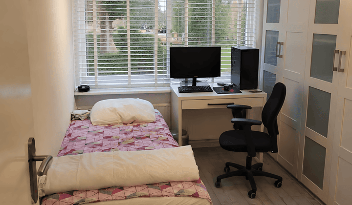 Kamer · 120 m² · €1160,-
