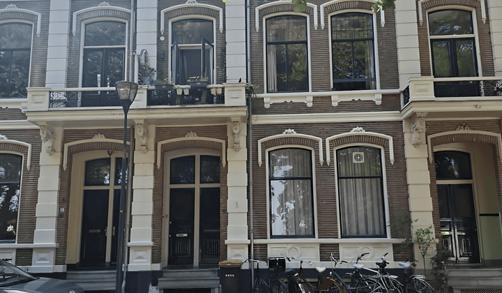 Kamer · 30 m² · €542,-