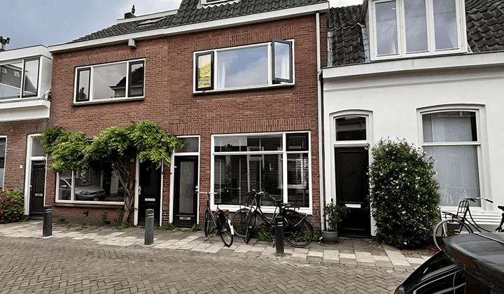 Huis · 112 m² · €2850,-