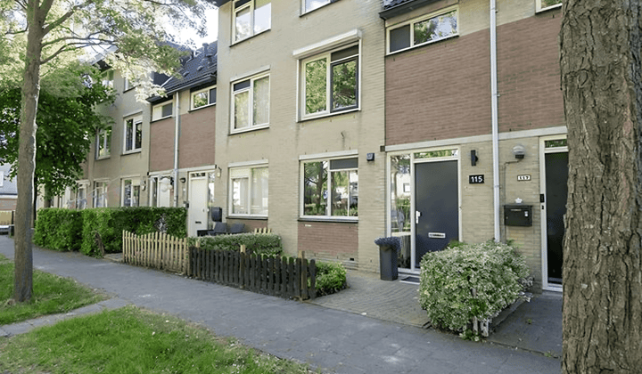Huis · 115 m² · €2250,-