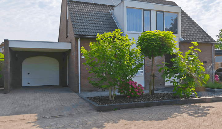 Huis · 108 m² · €1950,-
