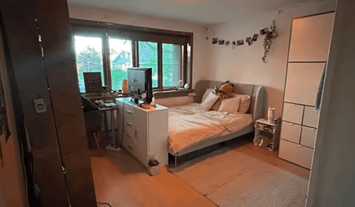 Kamer · 18 m² · €460,-
