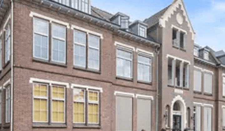 Appartement · 72 m² · €1500,-