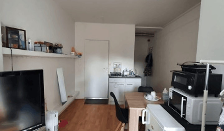 Studio · 18 m² · €635,-