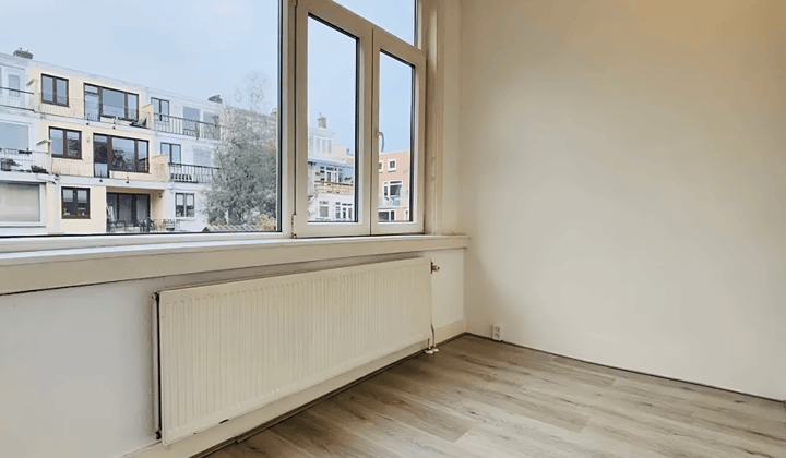 Kamer · 9 m² · €682,-