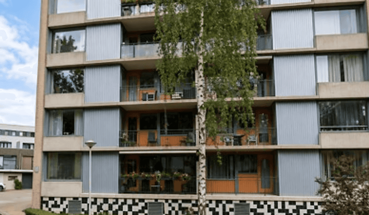 Appartement · 90 m² · €1284,-