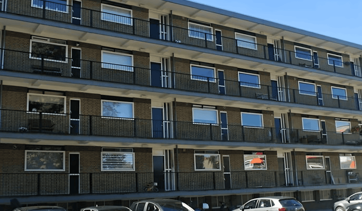 Appartement · 84 m² · €2300,-