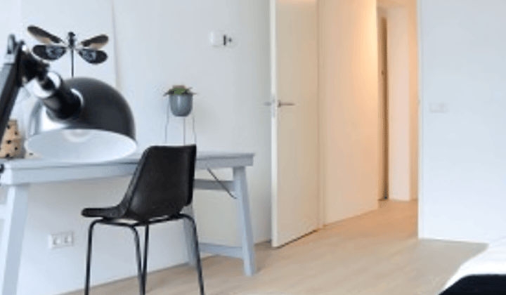 Appartement · 79 m² · €1481,-