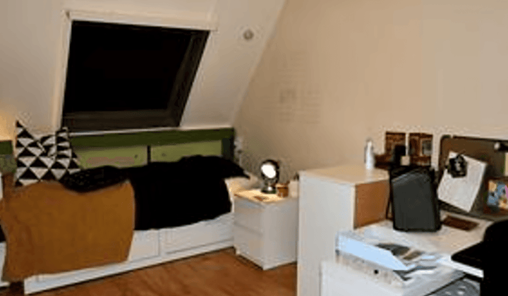 Kamer · 7 m² · €900,-