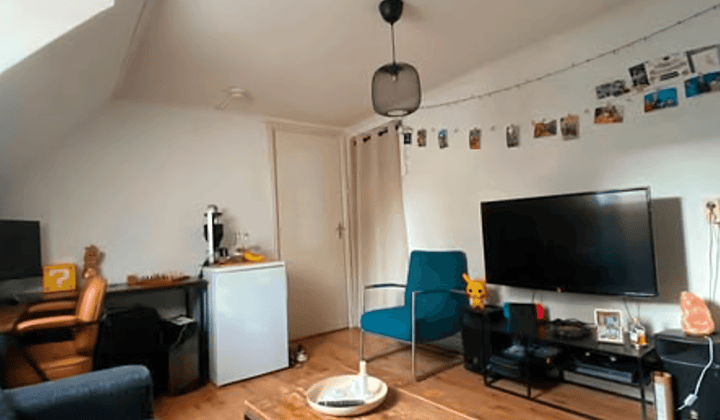Kamer · €550,-