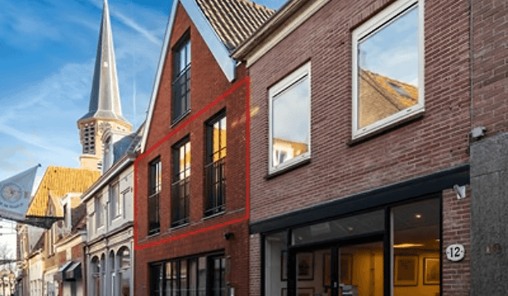 Appartement · 31 m² · €1875,-