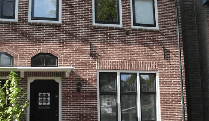 Huis · €1800,-