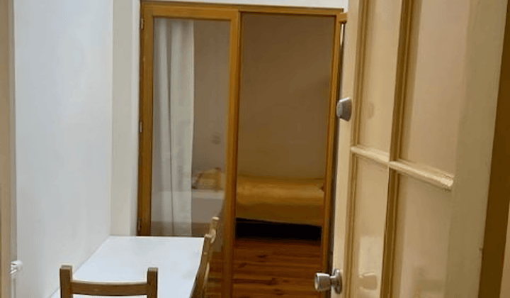 Studio · 19 m² · €895,-