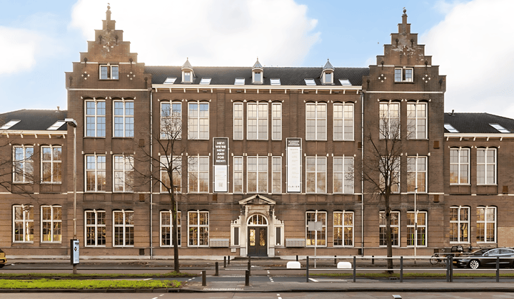 Kamer · €442,-