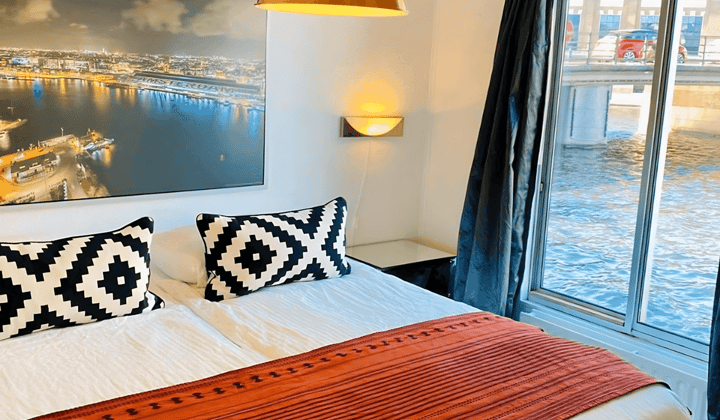 Woonboot · 54 m² · €2749,-