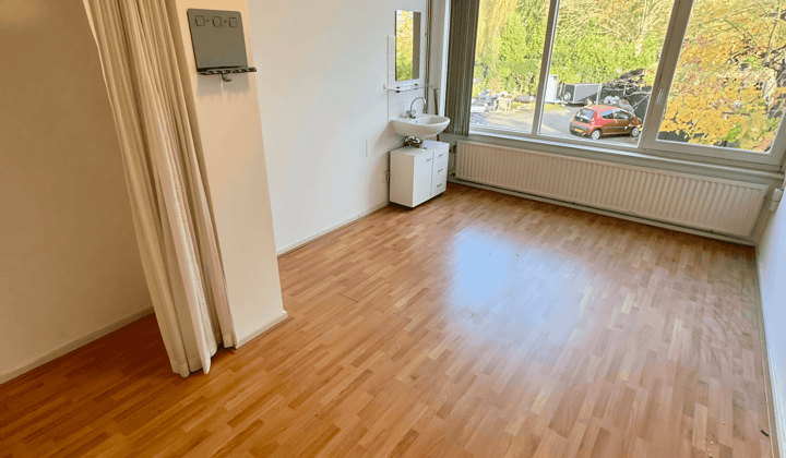 Kamer · 15 m² · €470,-