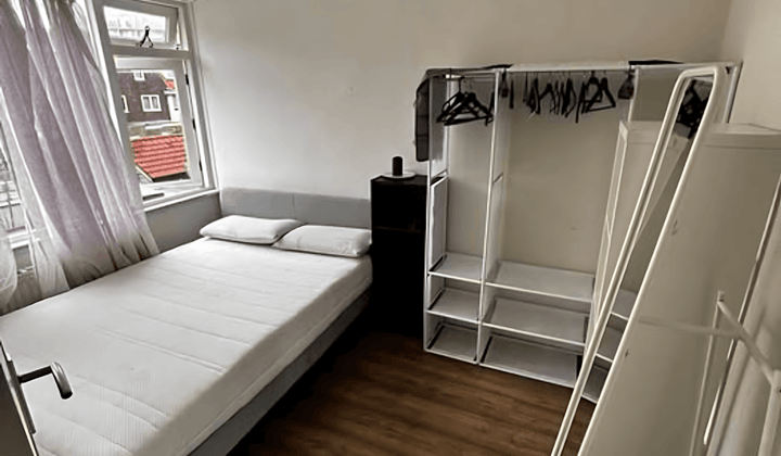 Kamer · €840,-