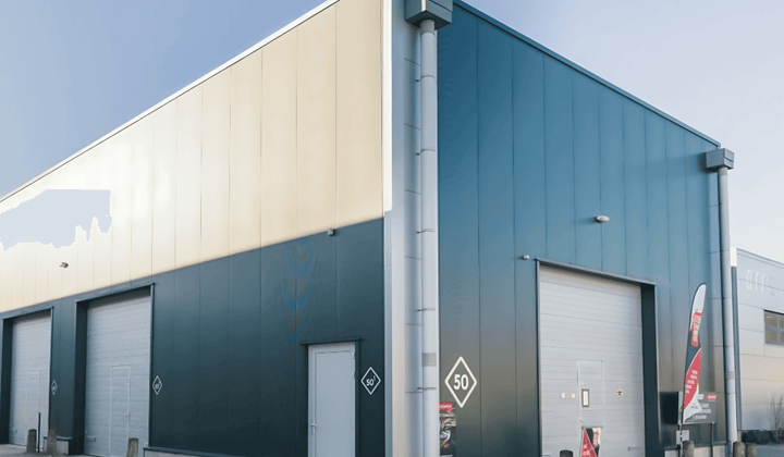 Bedrijfsruimte · 85 m² · €600,-