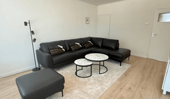 Appartement · 80 m² · €2650,-