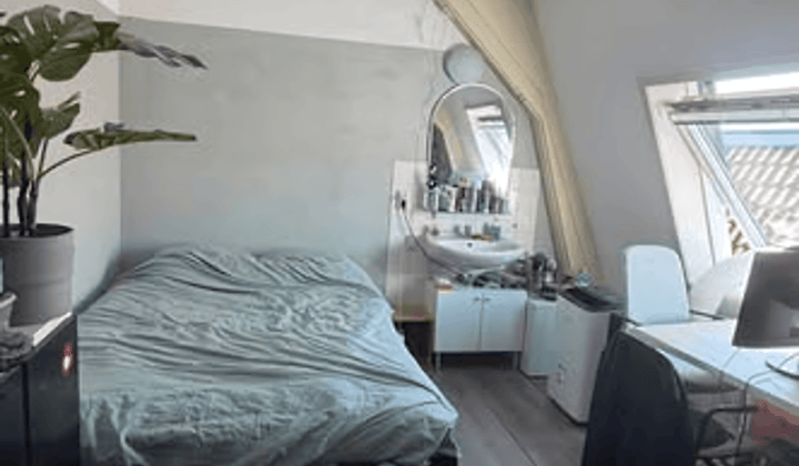Kamer · 18 m² · €581,-