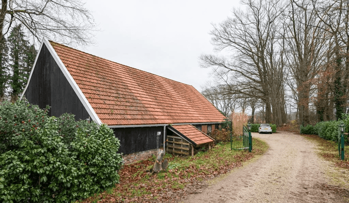 Opslagruimte · 130 m² · €850,-