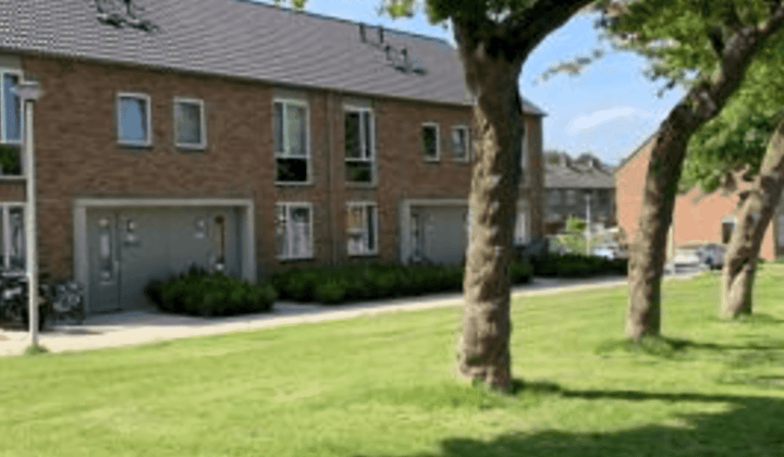 Huis · 115 m² · €1465,-