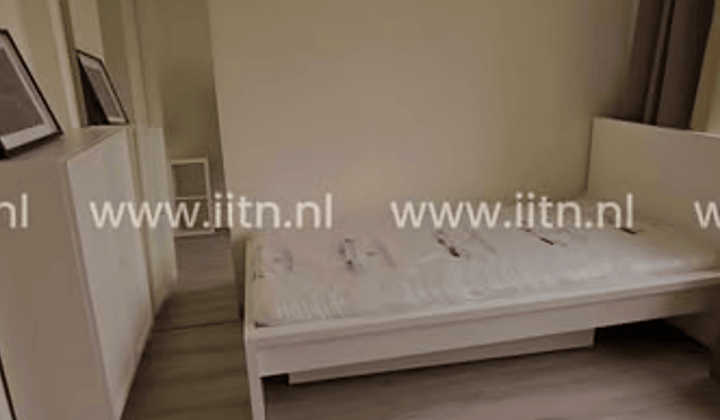 Studio · €2027,-