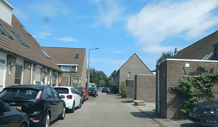 Huis · €2050,-
