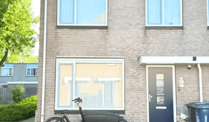 Huis · €956,-
