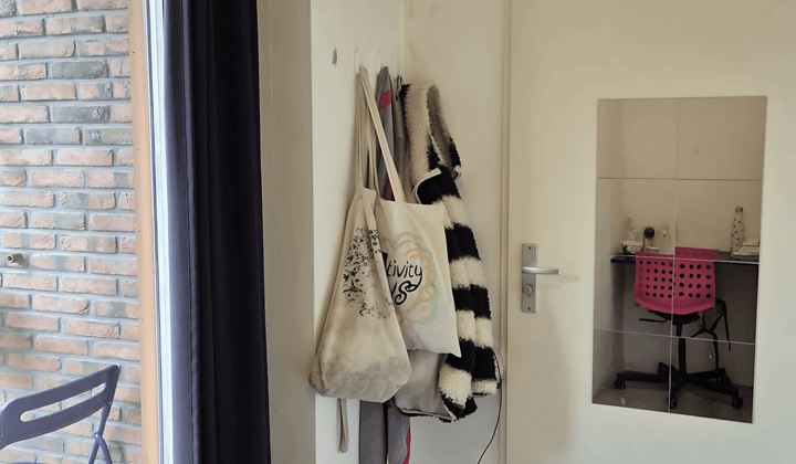 Kamer · 9 m² · €535,-