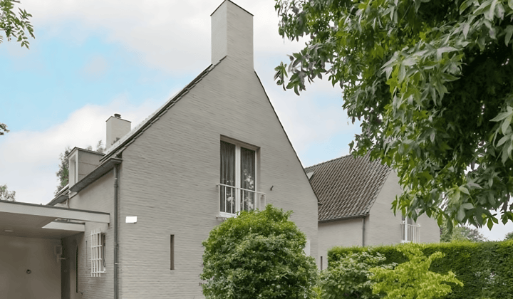 Huis · 150 m² · €1995,-