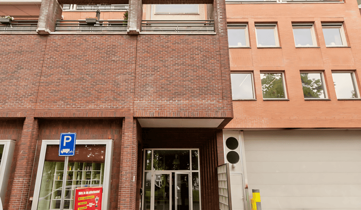 Appartement · 111 m² · €2400,-