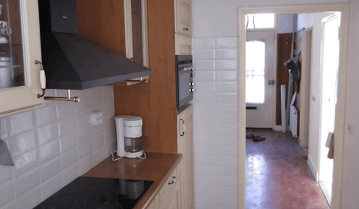 Kamer · 30 m² · €875,-