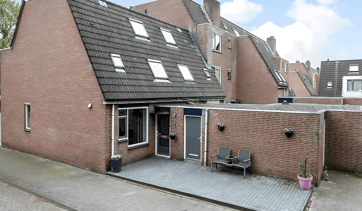 Kamer · 13 m² · €625,-