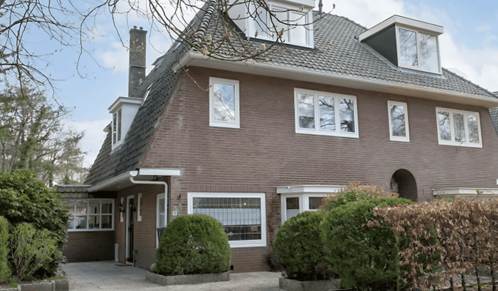 Huis · 177 m² · €3800,-