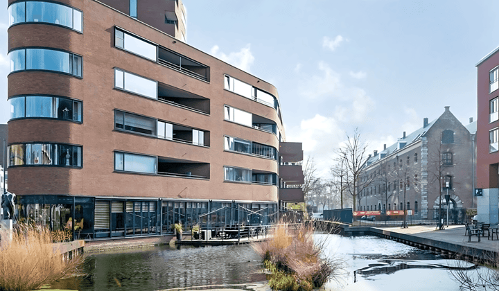 Appartement · 75 m² · €1800,-