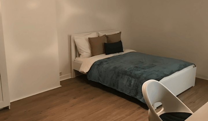 Studio · 23 m² · €970,-