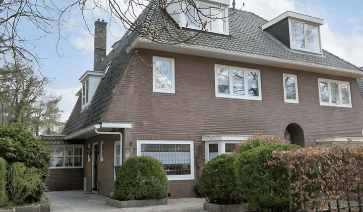 Huis · 177 m² · €3800,-