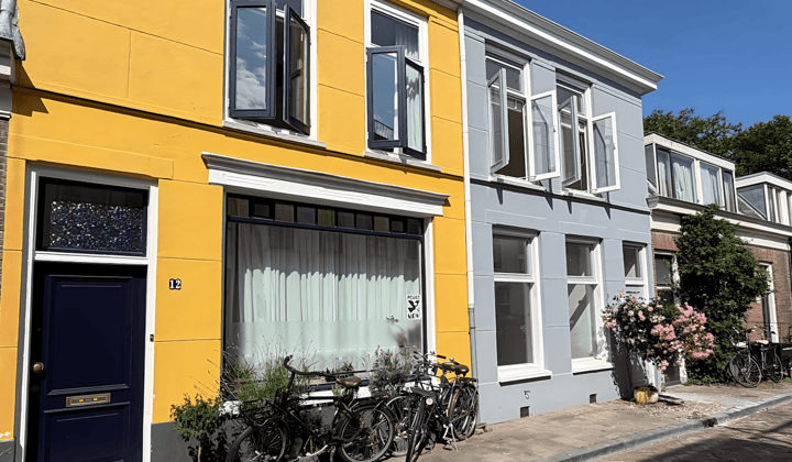 Huis · 76 m² · €2250,-