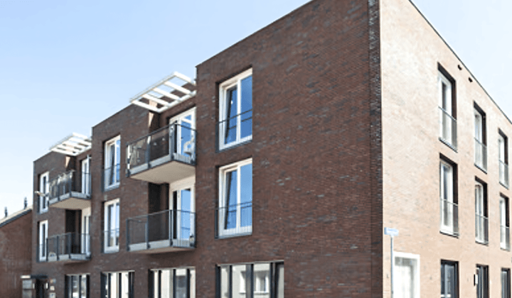 Kamer · 16 m² · €498,-